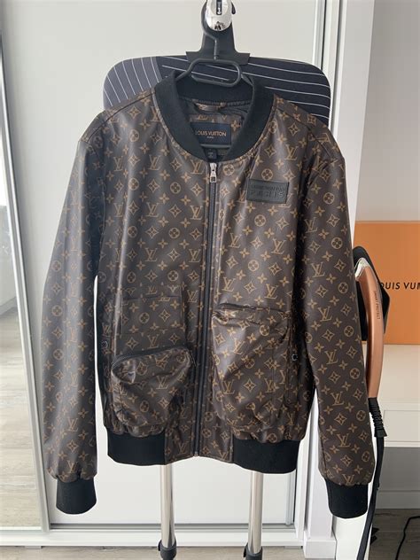 Kurtki Męskie Louis Vuitton Vintage .